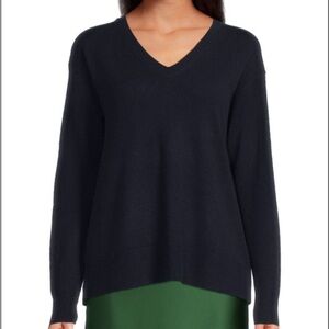 Vince v neck wool cashmere winter sweater med